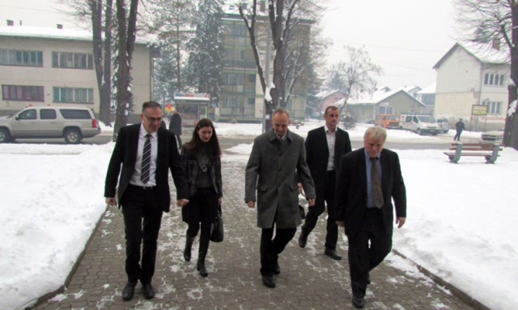 Hil posjetio Teslić