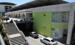 Udario prodavca čekićem u glavu