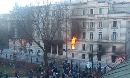 Stotinjak demonstranata ispred zgrade Predsjedništva BiH  