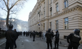 Mirni protest ispred zgrade Predsjedništva BiH 