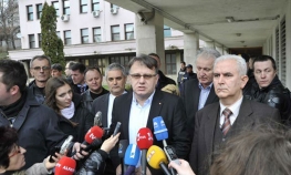 Nijedna funkcija nije vrijedna života