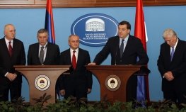 Dodik: Institucije Srpske rade neometano