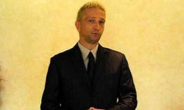 Porno-kandidat ponovo u akciji