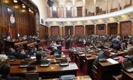 Po poslaniku u Srbiji i do 8.600 evra mjesečno