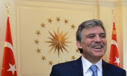 Gul potpisao sporni zakon o pravosuđu