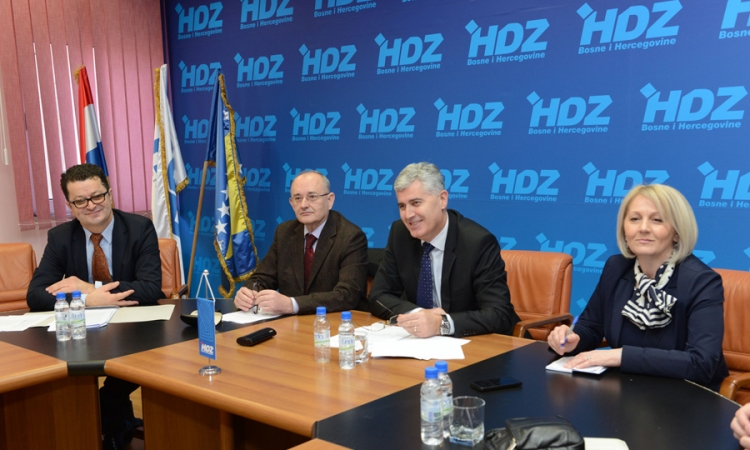 Dva HDZ-a idu zajedno na izbore i pozivaju druge da im se priključe