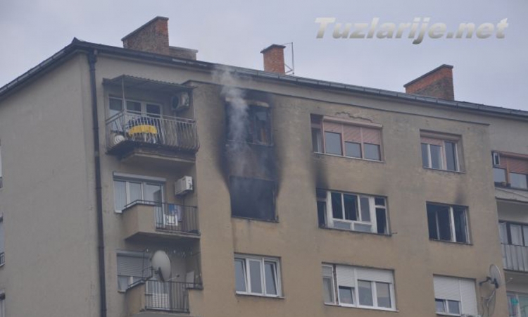 U požaru u Tuzli stradala starica