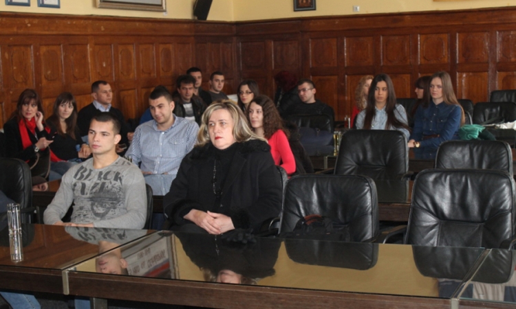 Sa 27 studenata potpisani ugovori o stipendiranju