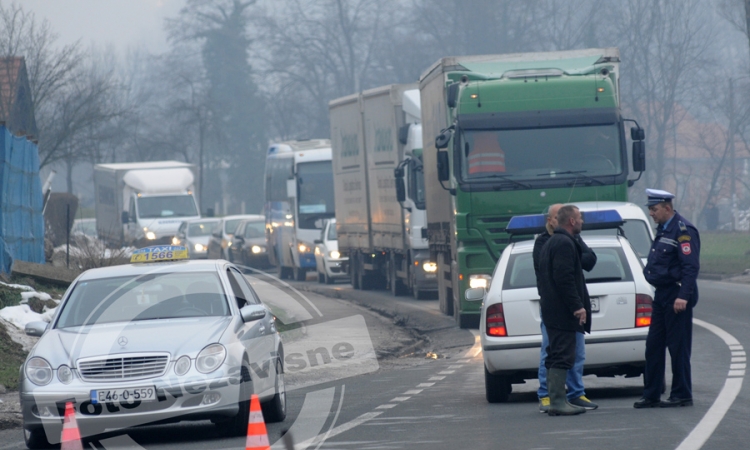 Banjaluka: Teška saobraćajna nesreća, 10-godišnji dječak bez svijesti