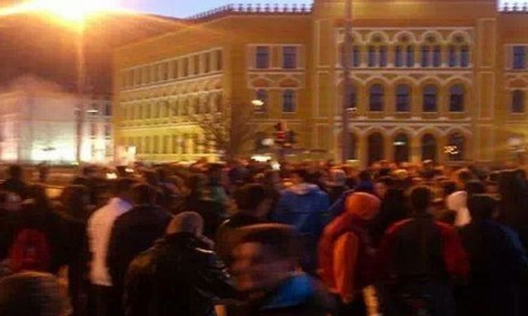 Mostarci blokirali Španski trg