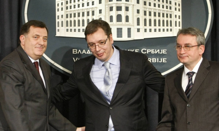 Vučić: Nesuglasice rešiti na izborima