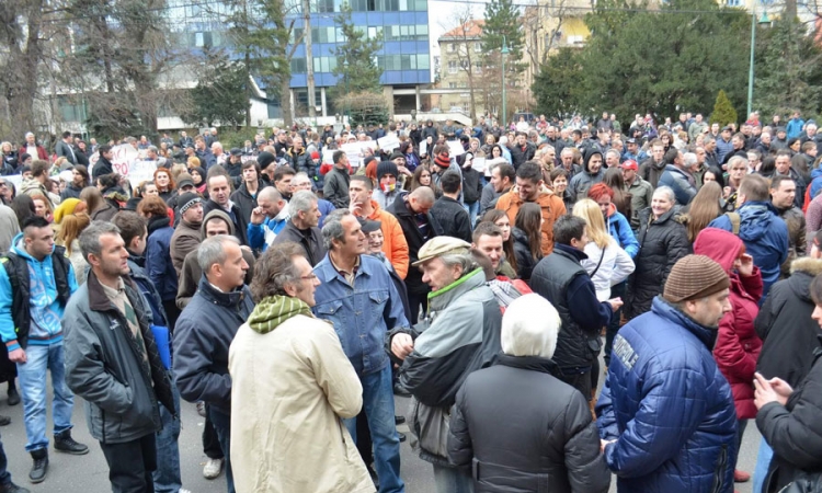 Ne odustaju od ostavke Vlade FBiH