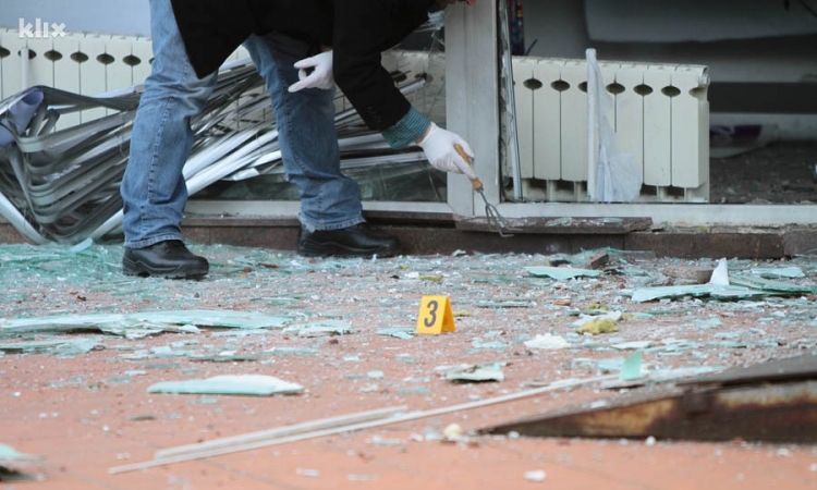 Policija još nema saznanja ko je aktivirao bombu na Skenderiji