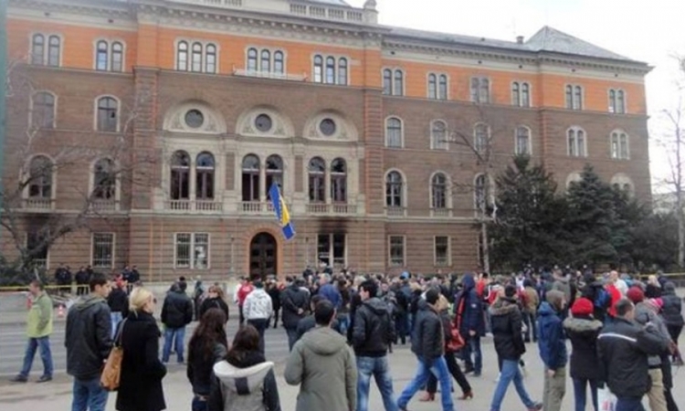 Blokirana ulica ispred zgrade Predsjedništva BiH