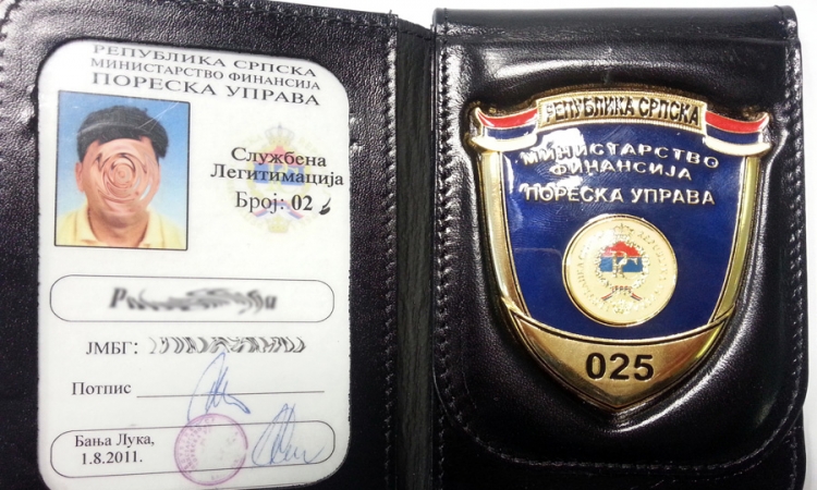 Od poreskih inspektora tražiti da pokažu legitimaciju