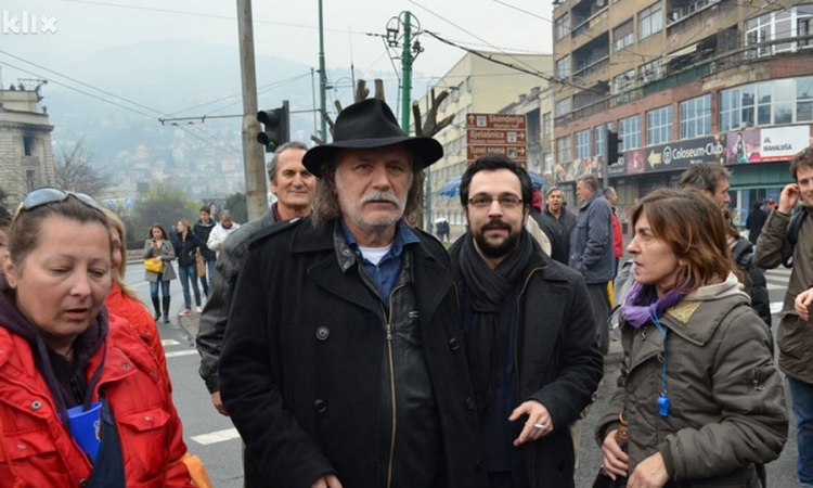 Demonstrantima se pridružio i Rade Šerbedžija