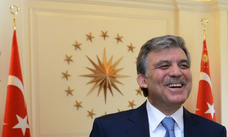 Gul potpisao sporni zakon o pravosuđu