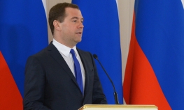 Medvedev: Odgovornost za moguću upotrebu sile na Ukrajini