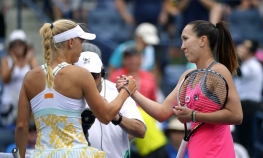 Jelena Janković zbrisala s terena Karolinu Voznjacki