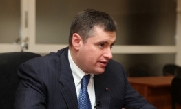  Slucki: Ruske vojne jedinice zauzimaju položaje na Krimu