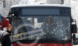 Policija opkolila kuću osumnjičenog za bombaški napad na autobus