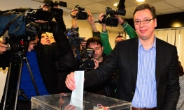 Vučić, u pratnji kćerke, glasao na Novom Beogradu