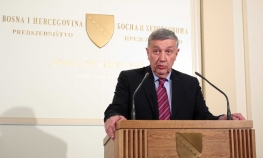 Radmanović: Ukrajinska kriza ne treba da izaziva probleme u BiH