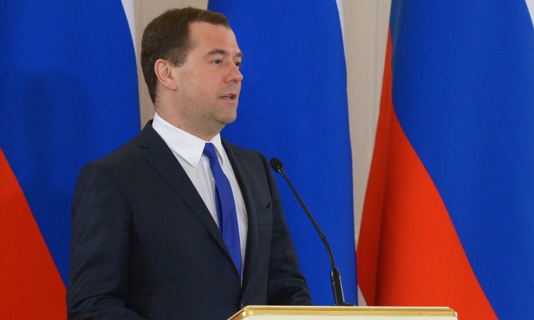 Medvedev: Odgovornost za moguću upotrebu sile na Ukrajini