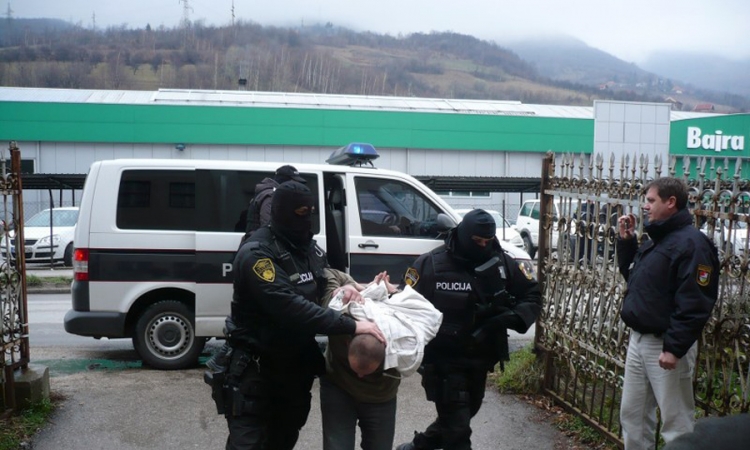 Dileri hapšeni i na spavanju