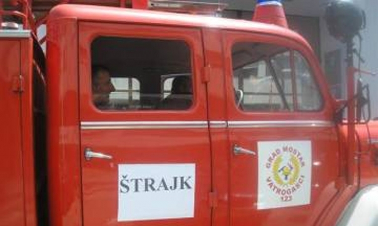 Mostarski vatrogasci u štrajku