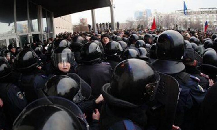 Proruski demonstranti zauzeli zgradu vlade u Donjecku