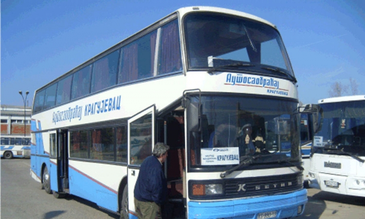 Štrajkuju glađu zbog prodaje autobusa