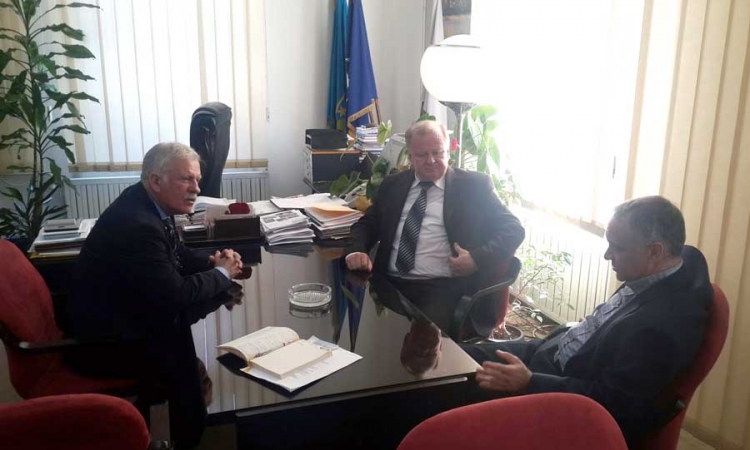 Na pomolu rješavanje puta od Gračanice do Petrova