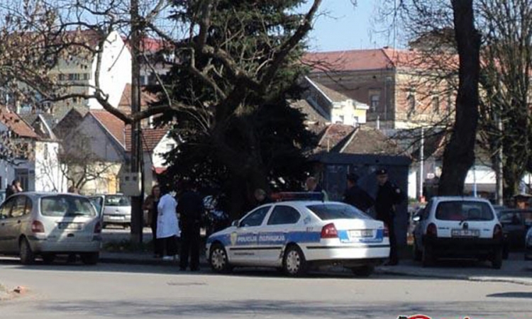 Starica preminula u automobilu