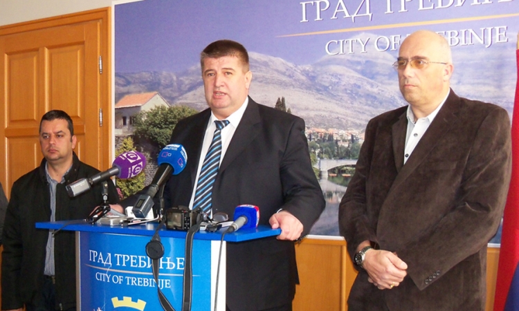 Vučurević izvrijeđao Dodika i Trebinjce