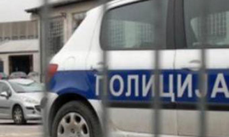 Lopov ukrao mobilne telefone u Laktašima