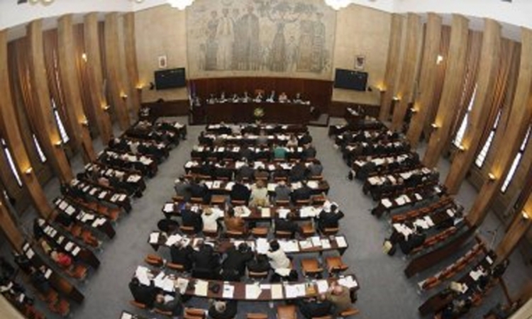 DS se podijelio u Skupštini Vojvodine