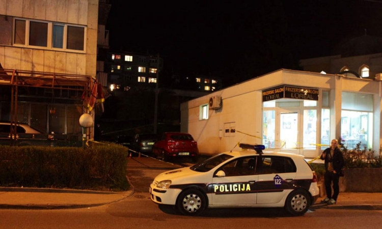 Alomerović u teškom stanju, pod stalnim nadzorom ljekara