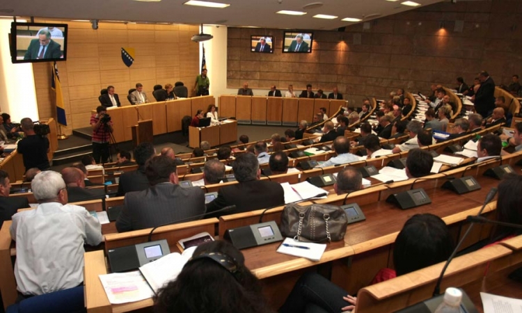 Prvi put u istoriji Federalnog parlamenta odbijen dnevni red sjednice 