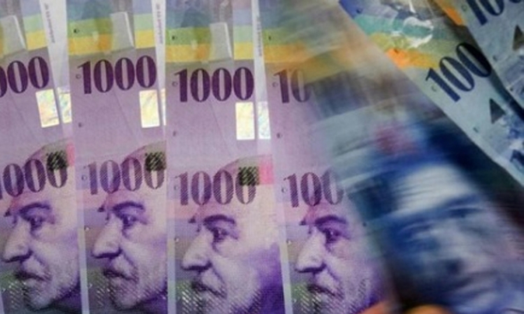 Rate kredita u švajcarskim francima veće za 30 odsto