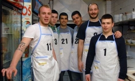 Hokejaši s kutlačama