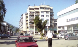 Garsonjere za porodice poginulih u Bratuncu