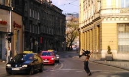 Psihički bolesnik vrištao i napadao prolaznike u Sarajevu