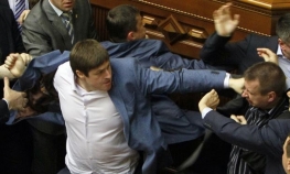  Tuča u ukrajinskom parlamentu
