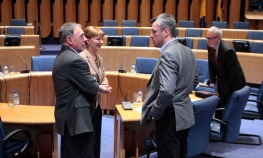 Brišu odredbu koja štiti plate funkcionera