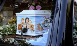 Brojne britanske zvijezde oprostile se od Pičiz Geldof