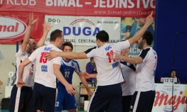Mladost objedinila krune