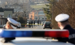 Bivši načelnik i njegova supruga se raznijeli bombom