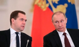 Putin i Medvedev idu na Krim