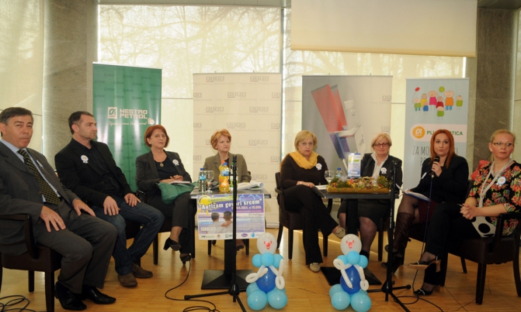 Pomoći djeci  s autizmom